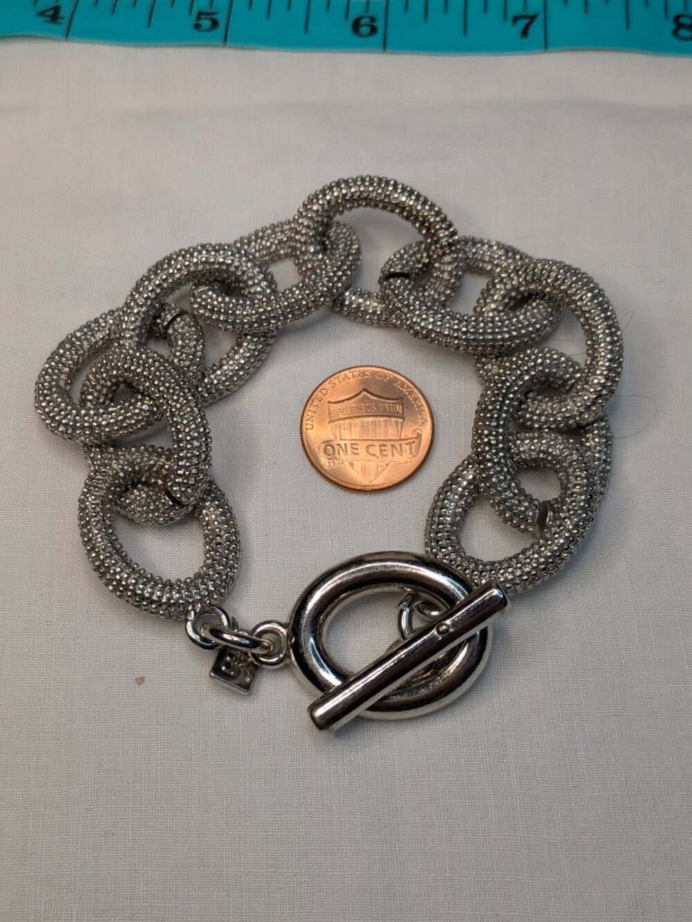 Banana Republic Glimmer Glamour Textured Link Bracelet Silver Tone 7.5"
